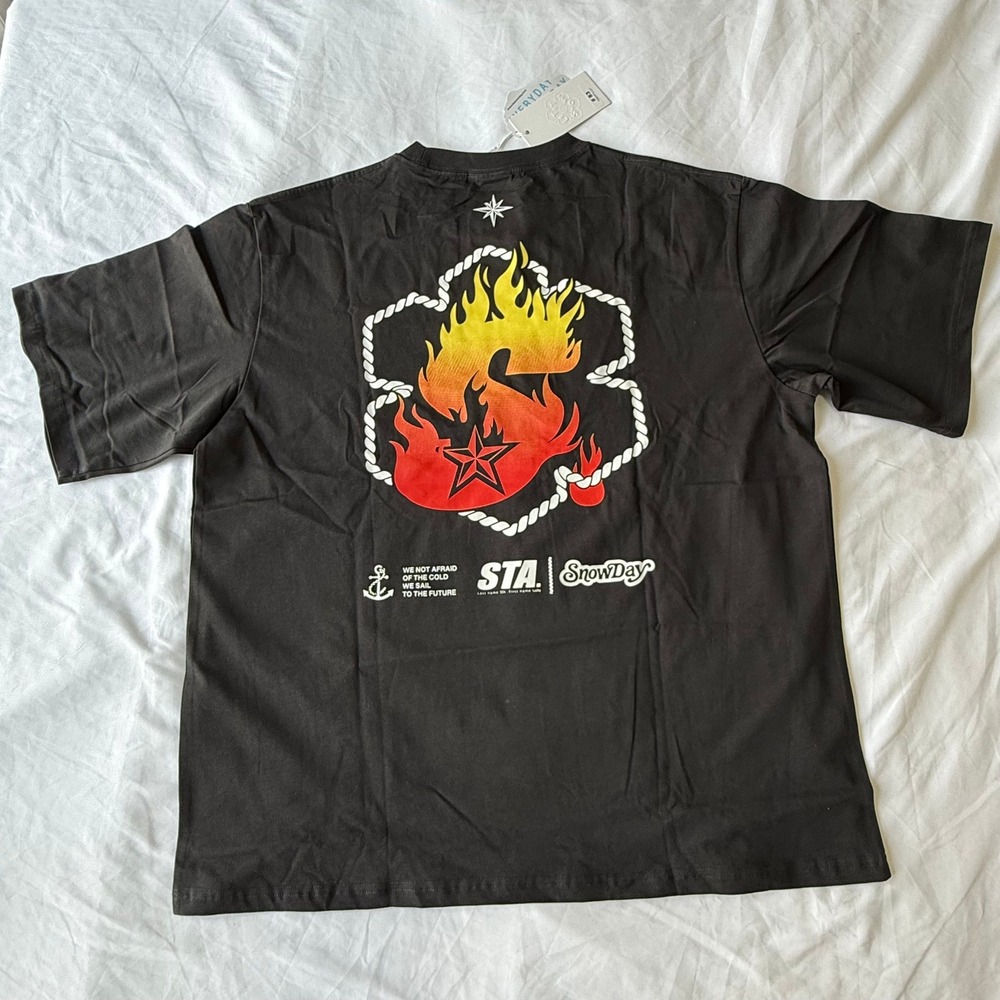 SnowDay x STA Mens Graphic T-Shirt Black Flame Star Streetwear XXL NWT